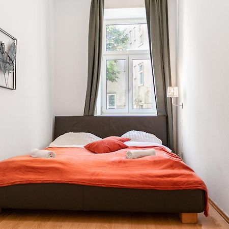 Welcoming 3Br Budget Apt. Well Connected Viyana Dış mekan fotoğraf